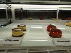 -潮一不贰·法式甜品·生日蛋糕·西式简餐(外滩店)