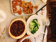 -十二饭点·川菜(北站圆融店)