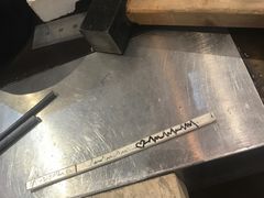 -十八字金·银饰·拼豆·开蚌DIY(魏公芳华里店)