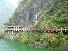 -汉中石门栈道景区