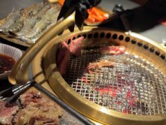 -铭牛烧肉·和牛海鲜自助(高新月牙湖店)