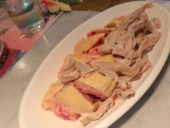 -尚尚仙·酸汤猪手·猪肚鸡火锅(华联万柳购物中心店)