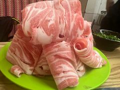 -洞庭洲·防空洞火锅·烧烤·铜锅涮肉(新百广场店)