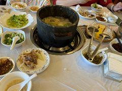 -鲁朗纳麦石锅鸡庄园