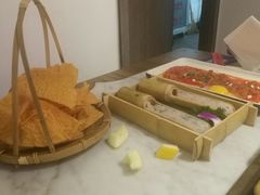 -尚尚仙·酸汤猪手·猪肚鸡火锅(华联万柳购物中心店)