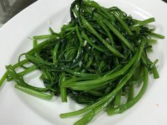 -小辣妹川味海鲜加工店(第一市场椰风巷店)