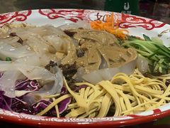-闯关东东北农家菜(崂山石老人店)