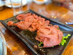 -韩风烤牛肉冷面店