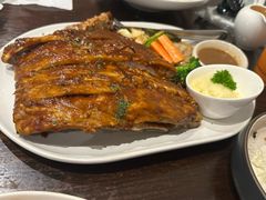 -Chom Cafe and Restaurant