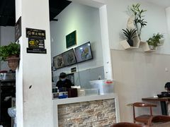 -渝龙记罐罐米线(中央城店)