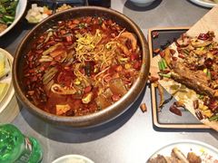 -川芙蓉·市井老川菜(长寿路店)
