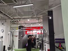 -汗水空间私教健身连锁(SM广场店)