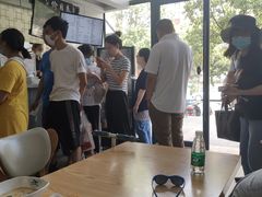 -门庭若市豆浆油条(恒生广场店)