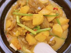 咖喱牛腩-品香菜馆(旗峰路中侨大厦店)