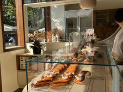 -VERIE BAKEHOUSE