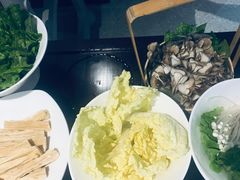 -煲王粤菜餐厅(中侨中心店)