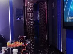 -美好时光量贩欢唱城(汇金商贸城店)