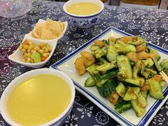 -八两八金·莱芜特色炒鸡(市南漳浦路店)
