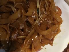 -新大咀港式茶餐厅(宝山万达店)