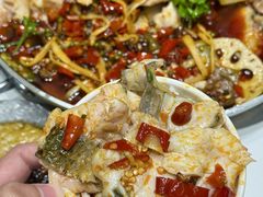 -钟记陕南菜·煎锅鱼(红专南路店)
