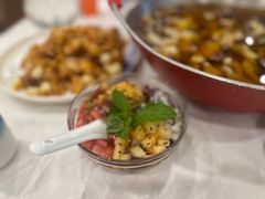 -鑫巴蜀小镇 · 水煮鱼专研店(玉桥店)