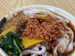 -洪记凉米线(新兴路店)