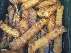 -云海肴·汽锅鸡·云南菜(天山百盛优客店)