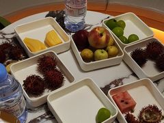 -涨巢·潮玩水疗局