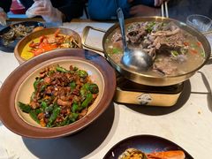 -杨氏青龙虾·吃蟹季(金盛路总店)
