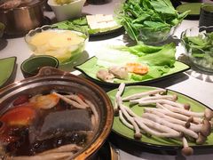 -一叶一世界·素食餐厅(锦华万达店)