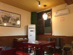 -窄巷子陕菜馆·地道陕西菜(粉巷店)