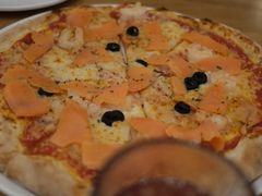 -城市大道红炉披萨烘焙坊