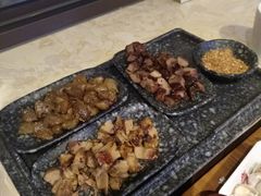 -鼎原力量东北吊炉烧烤(临河街店)