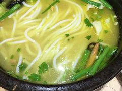 -妈妈故事米线(市府恒隆店)