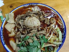 -孙浩特色牛杂面板面(华捷道店)