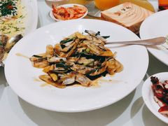 -梦都海鲜酒家(万达广场江桥店)