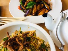 -关东小磨东北菜(上海长风大悦城店)