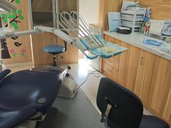 -上海仁爱医院口腔科 · 种植