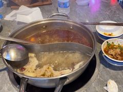 -罗二娘·鲜切牛自助火锅(罗湖东门步行街店)