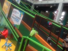 -蒙特利亲子乐园