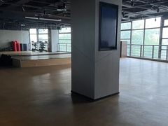 -W FITNESS 威尔仕健身·游泳(老西门新苑店)