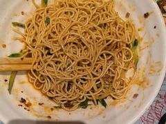 -肥肥虾庄·金牌油焖大虾(杨园滨江时代walk店)