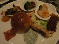 -唐拉雅秀酒店-西锦汇空中BBQ·思创餐厅