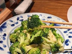 蒜蓉炒西兰花-希望日本料理(保利香槟花园店)