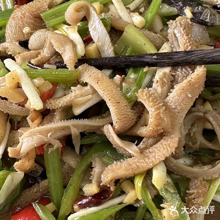 藏在大学城的徐州地锅鸡，太好吃啦！