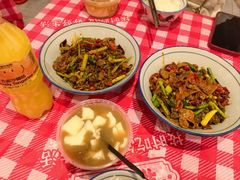 -荆九爷爆炒桥头三嫩(云南北路店)