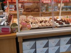 -缇纳甜妮·西餐·甜点(商字店)