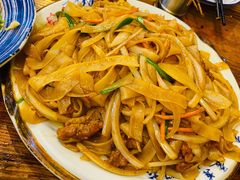 干炒牛河-老姑砂锅·烧烤天津菜(体北道店)
