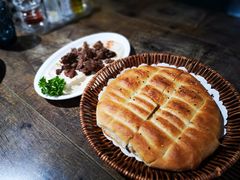 面包-梅夫娜土耳其餐厅.清真HALAL