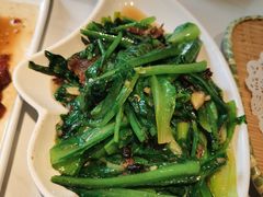 豆鼓鳞鱼油麦菜-荔粥记潮汕砂锅粥(太湖路店)